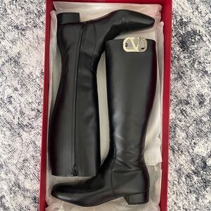 Valentino Garavani Nero Tall Boots